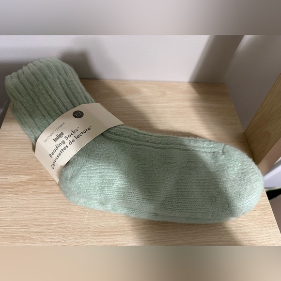 Indigo Accessories - Indigo Cozy Green Reading Socks with grips on bottom. Soft fuzzy comfortable